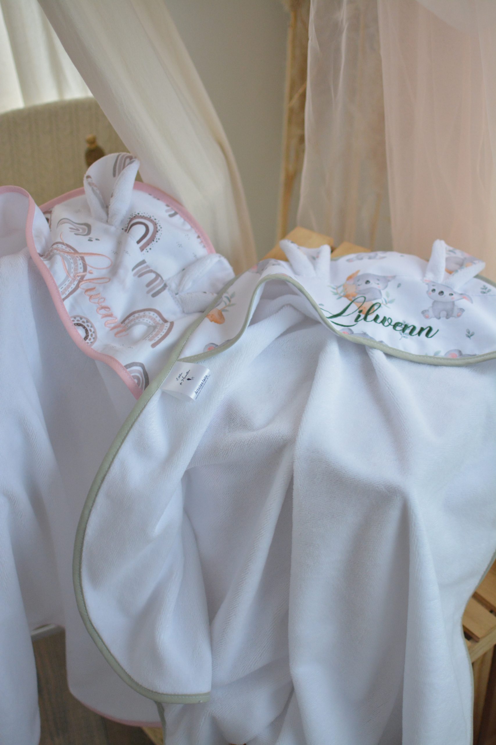 Cape de bain en micro-éponge bambou personnalisable - MOTIFS AUCHOIX