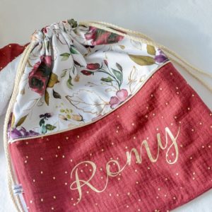 sac-a-dos-pochon-oreilles-lapin-creation-artisanale-francaise-idee-cadeau-originale