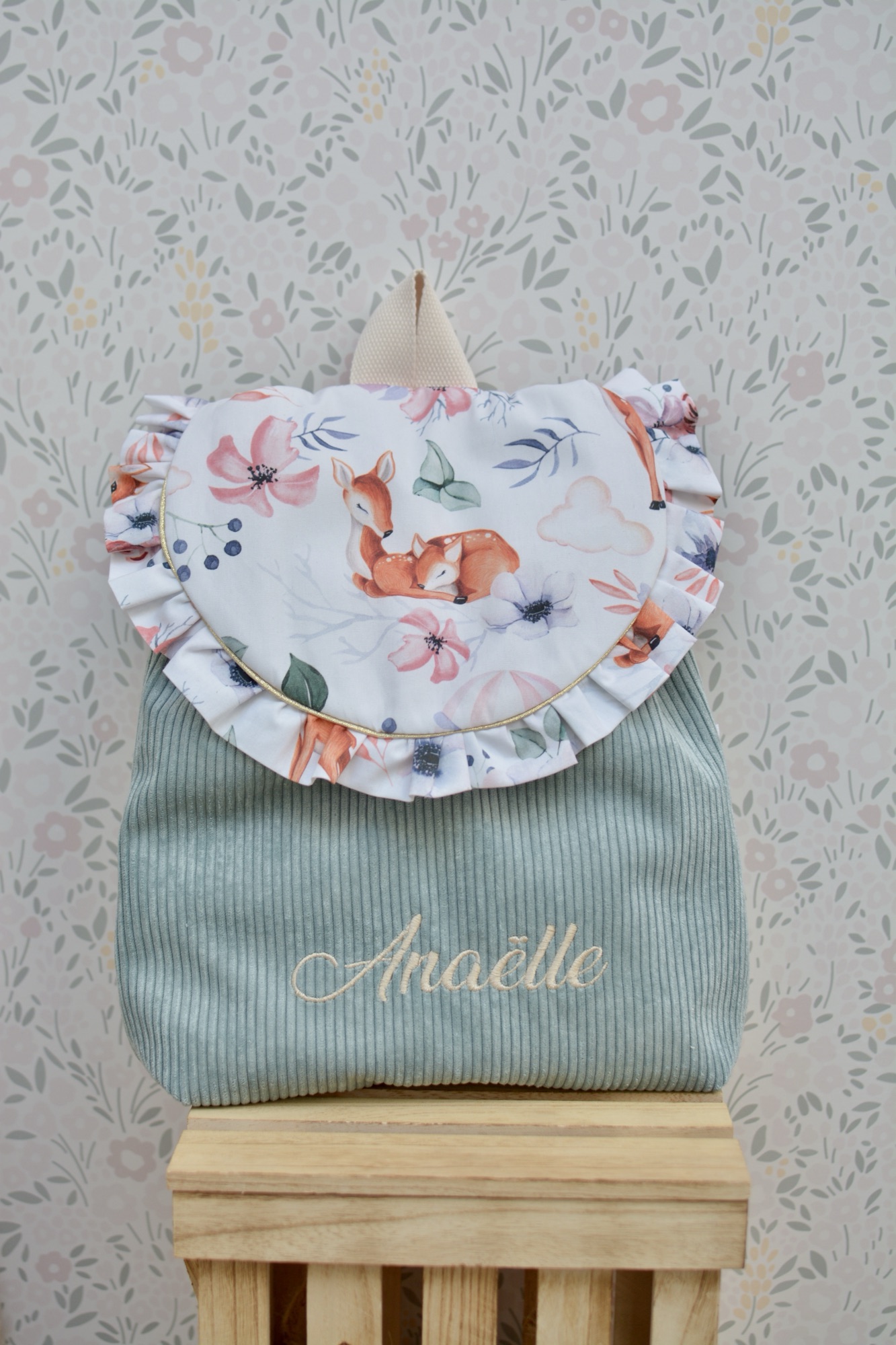 sac-a-dos-froufrous-molletonne-maternelle-ecole-enfant-fleurs-liberty-velours-cotele-personnalisable-broderie-creation-artisanale-francaise