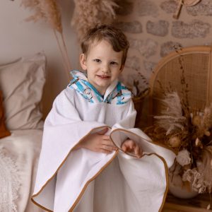 poncho-de-bain-sortie-de-bain-bebe-enfant-personnalisable-bebe-nageur-piscine-plage-creation-artisanale