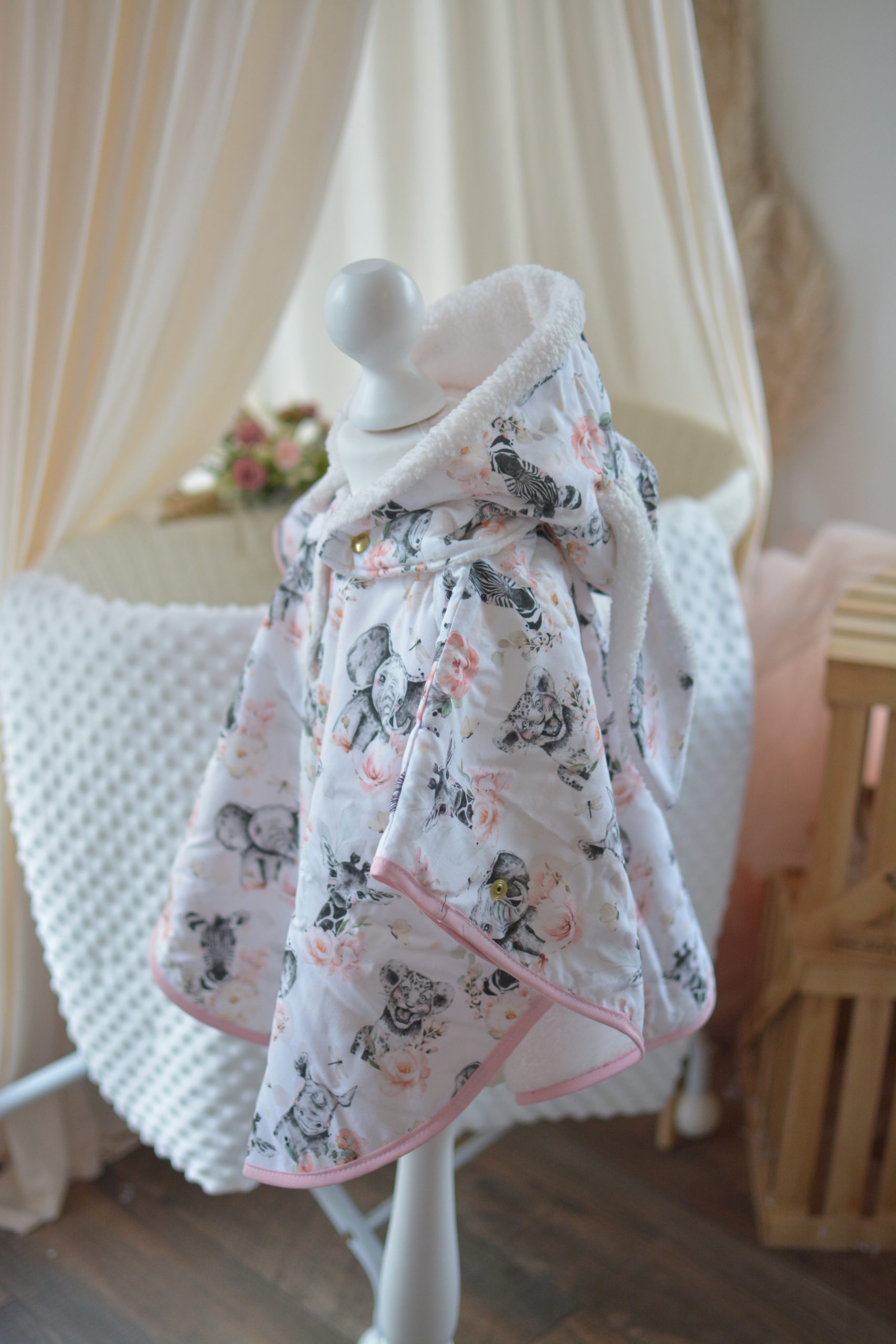 Poncho imperméable évolutif 12-36 mois Safari rose doudou – Image 3