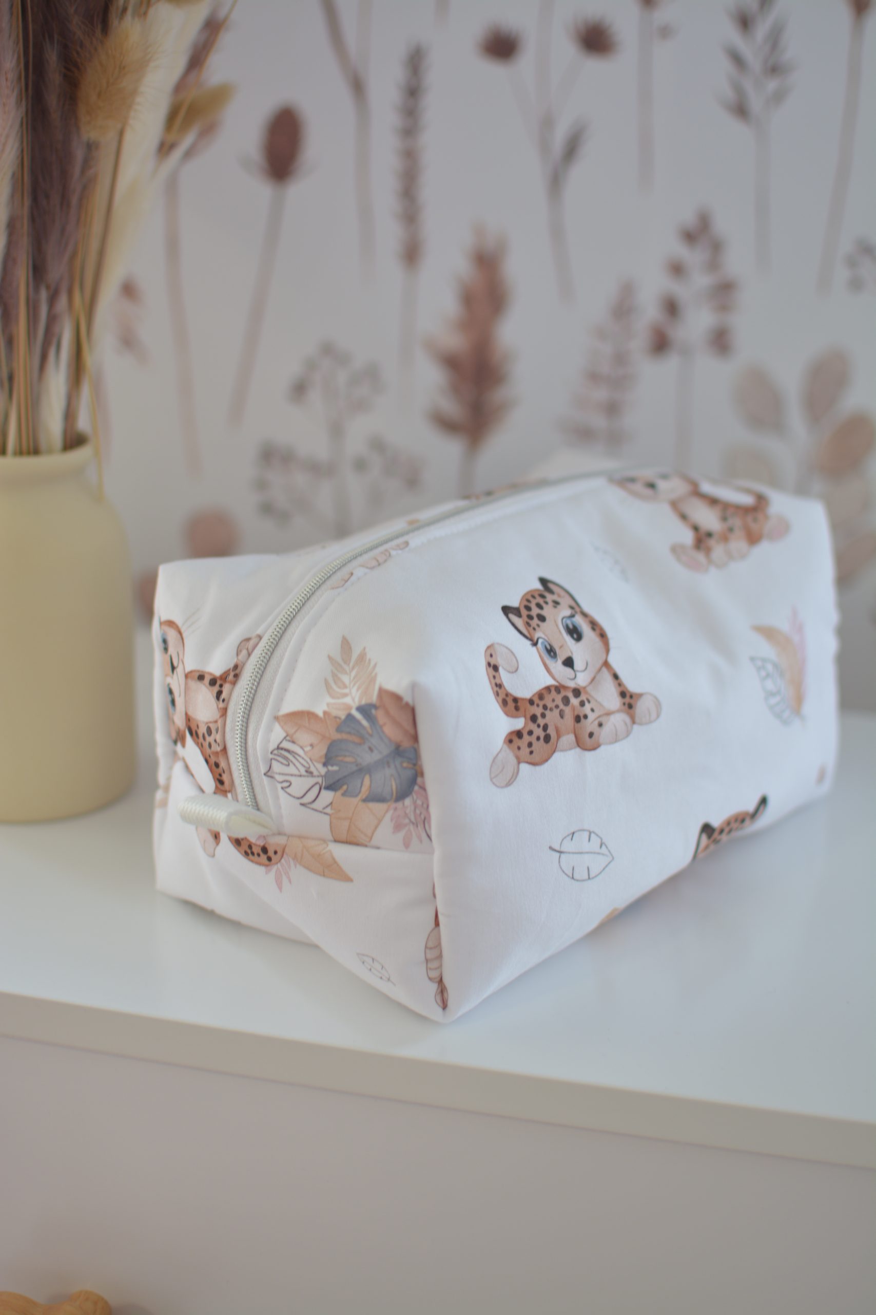trousse de toilette léopard