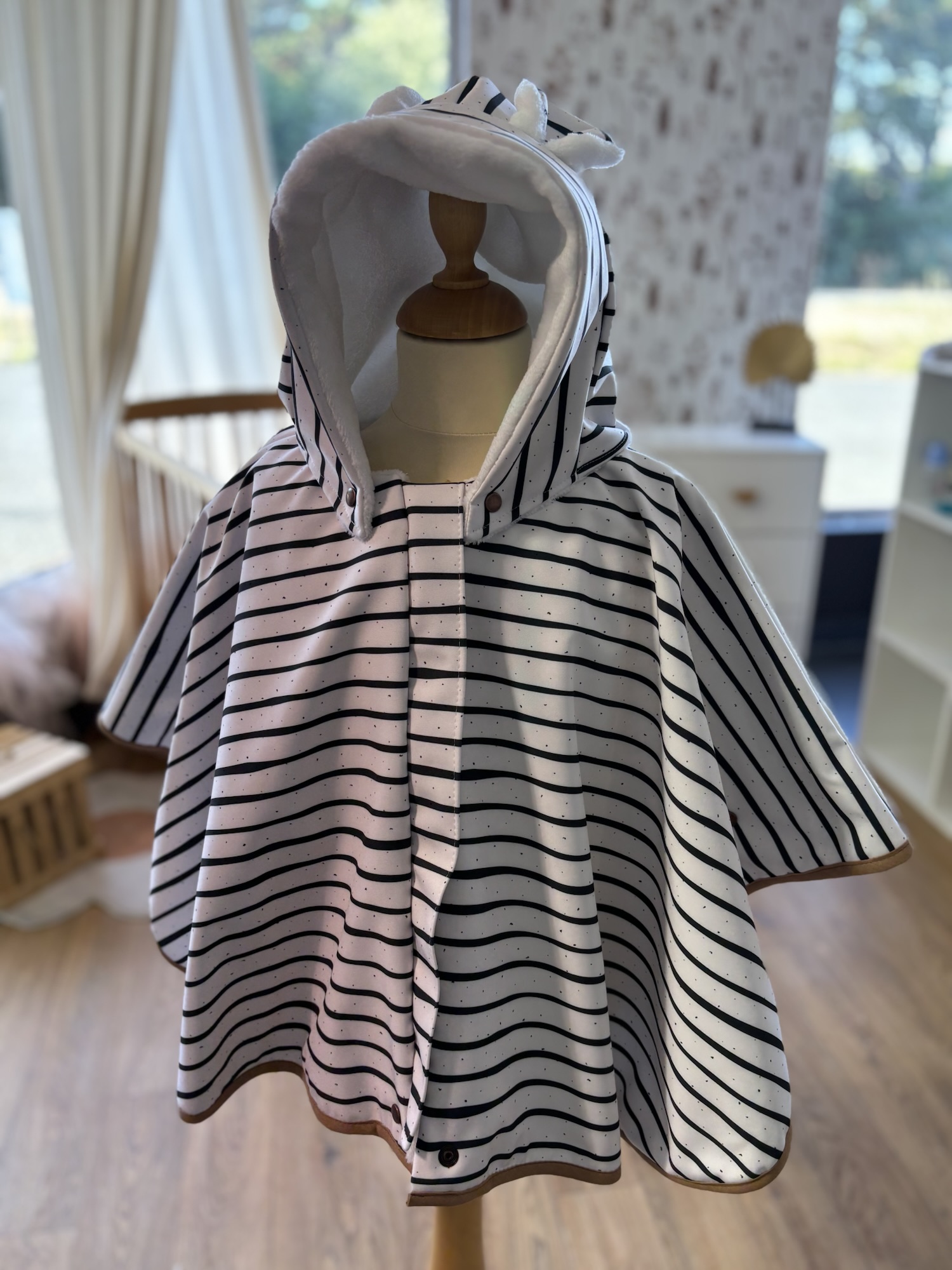 Poncho IMPERMEABLE Ultra évolutif 0-8 ans 4-en-1 Marinière écru doudou ourson