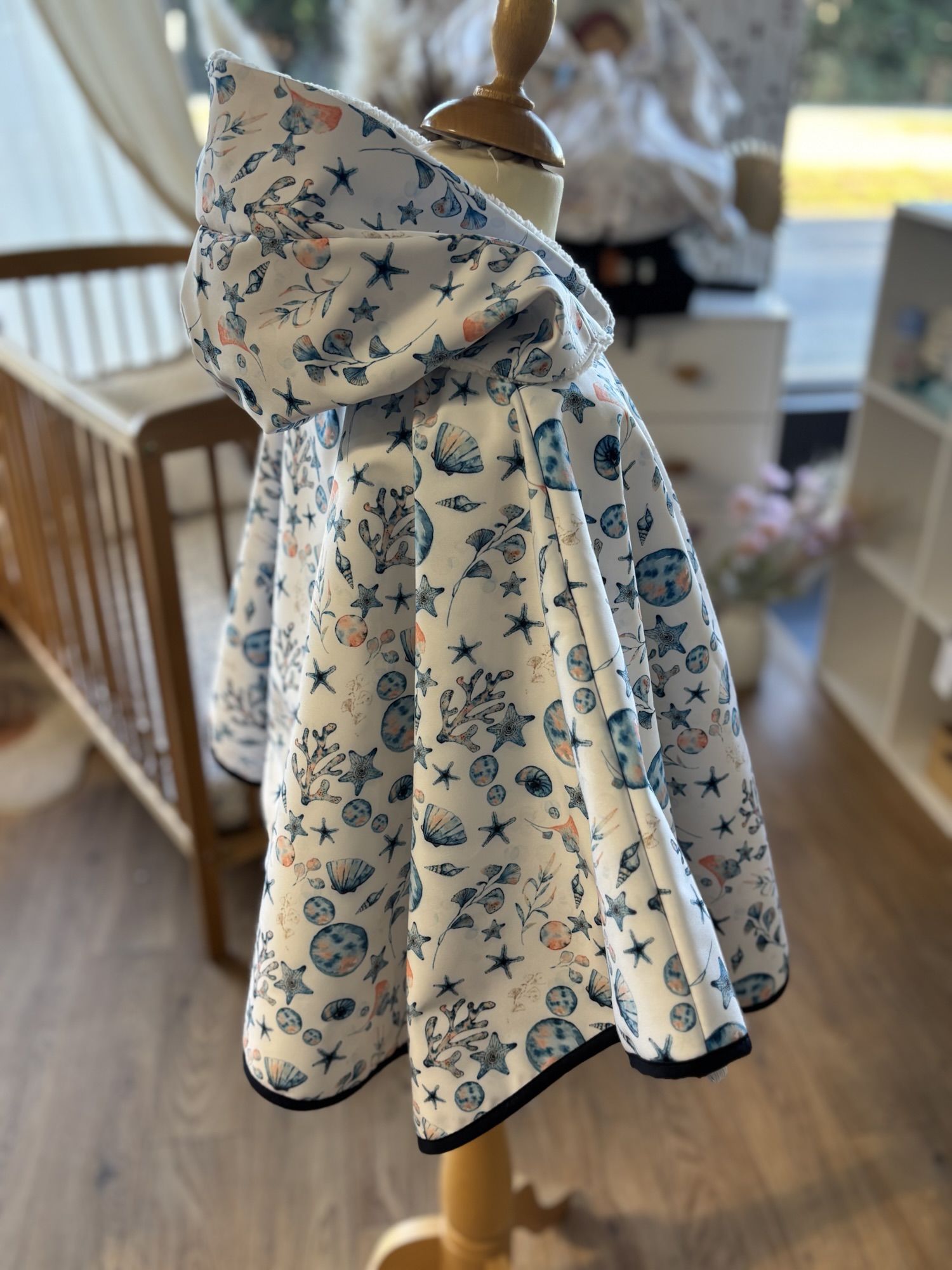 Poncho IMPERMEABLE Ultra évolutif 0-8 ans 4-en-1 Au cœur de l'océan 2 sherpa – Image 3