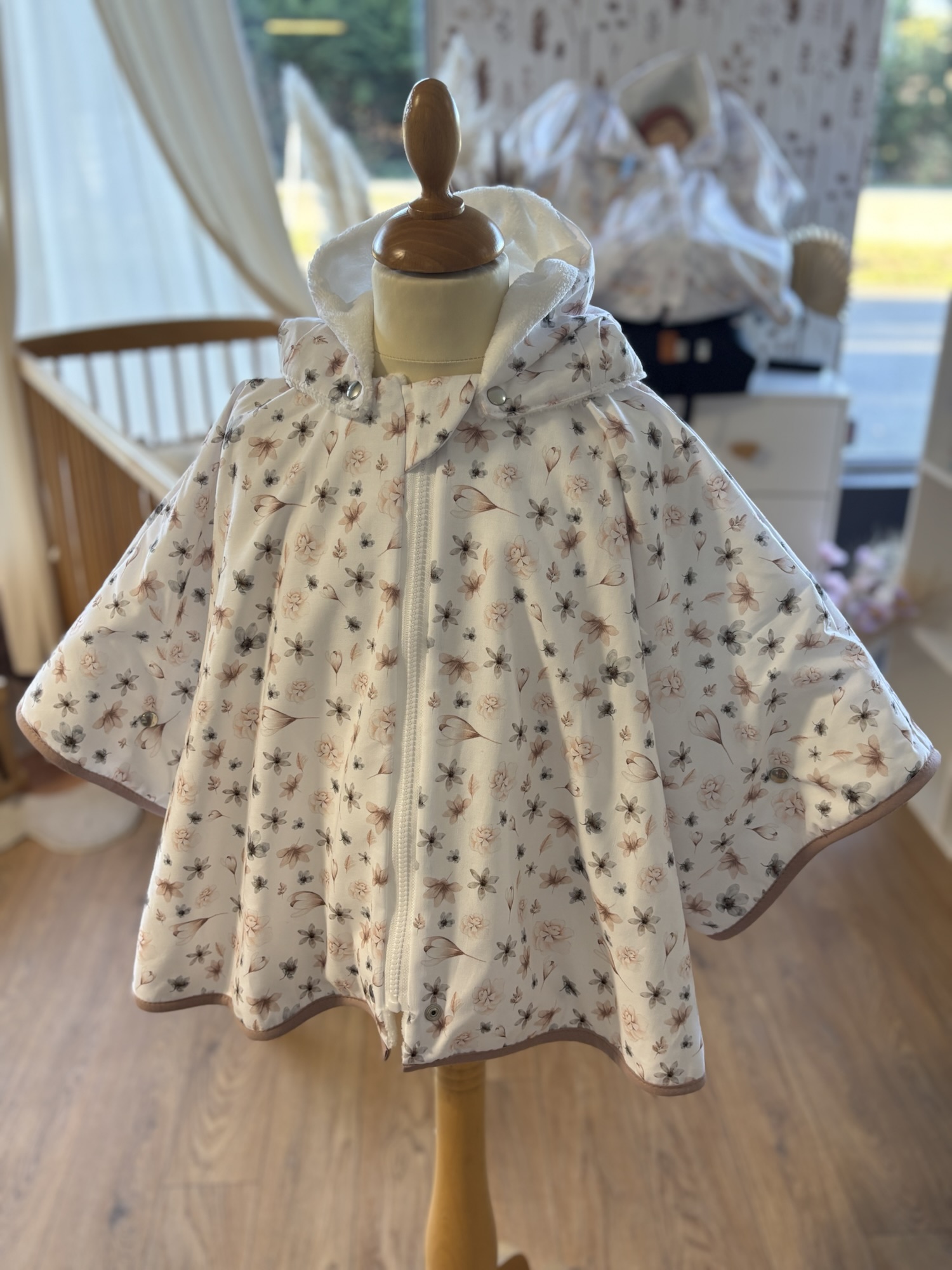 Poncho coton Ultra évolutif 0-8 ans 4-en-1 Princess Flowers doudou renard – Image 2