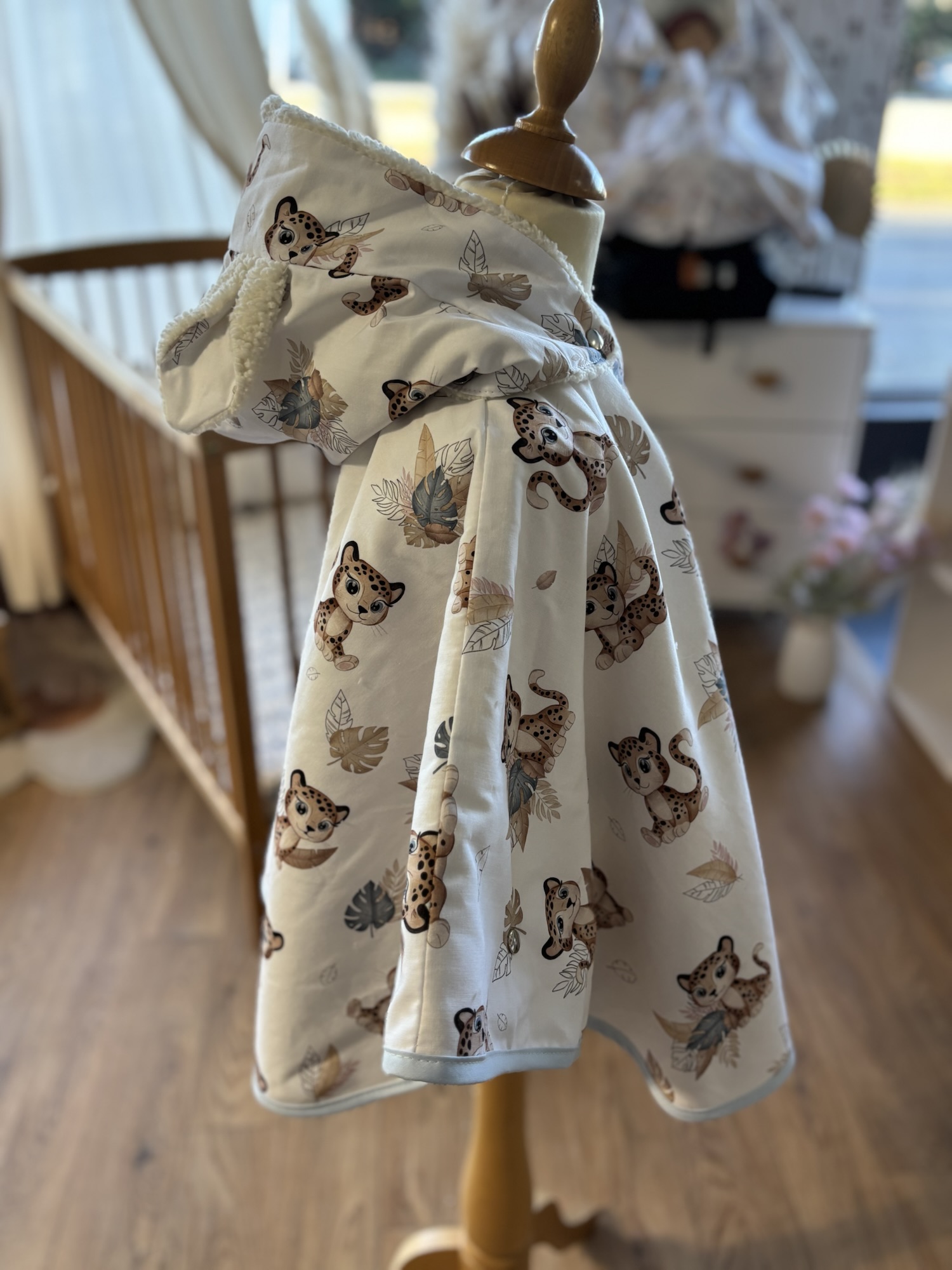Poncho coton Ultra évolutif 0-8 ans 4-en-1 Léopard sherpa oreilles renard – Image 3