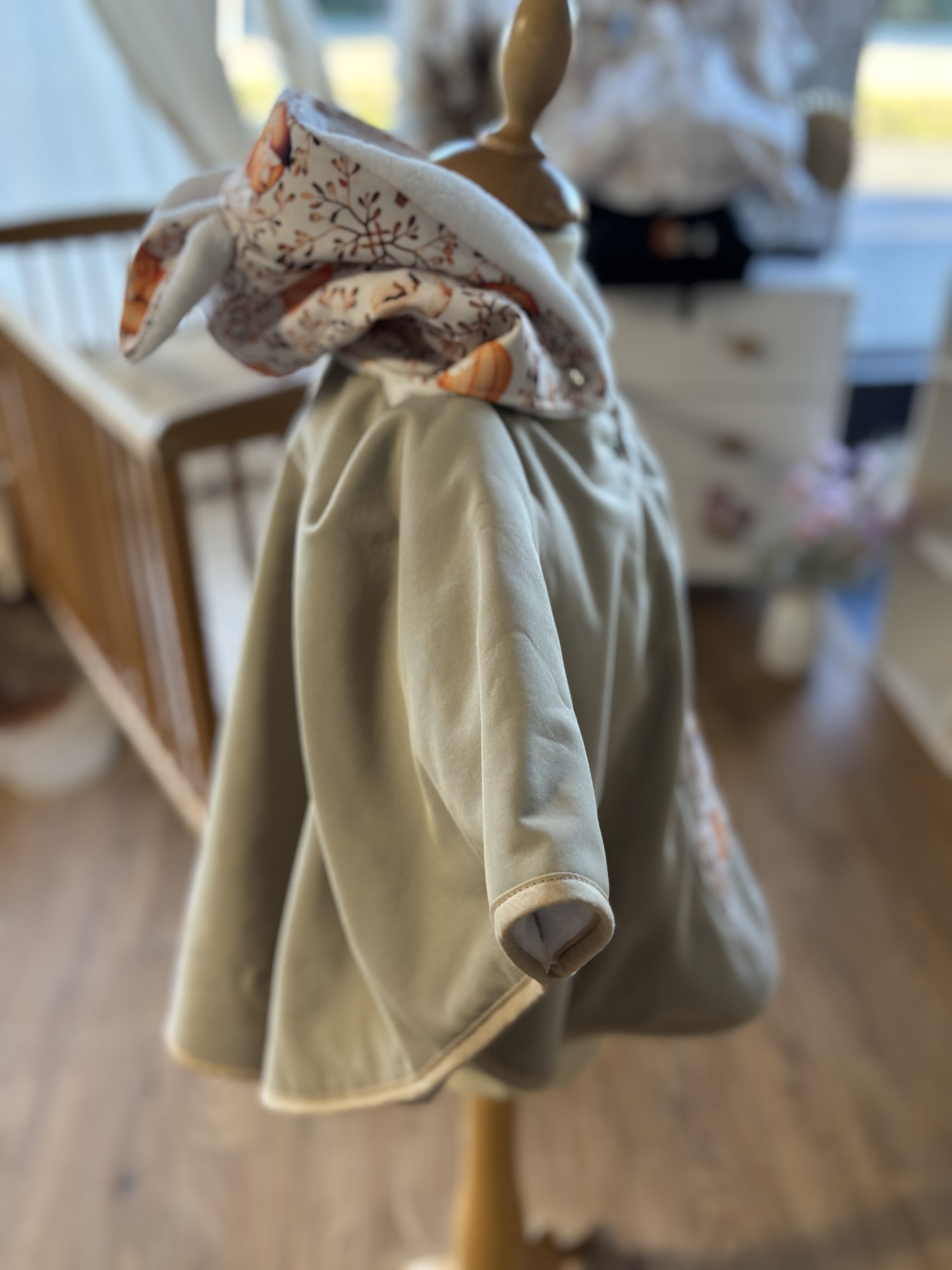 Poncho imperméable évolutif 12-36 mois ou 0-36 mois Beige – Image 3