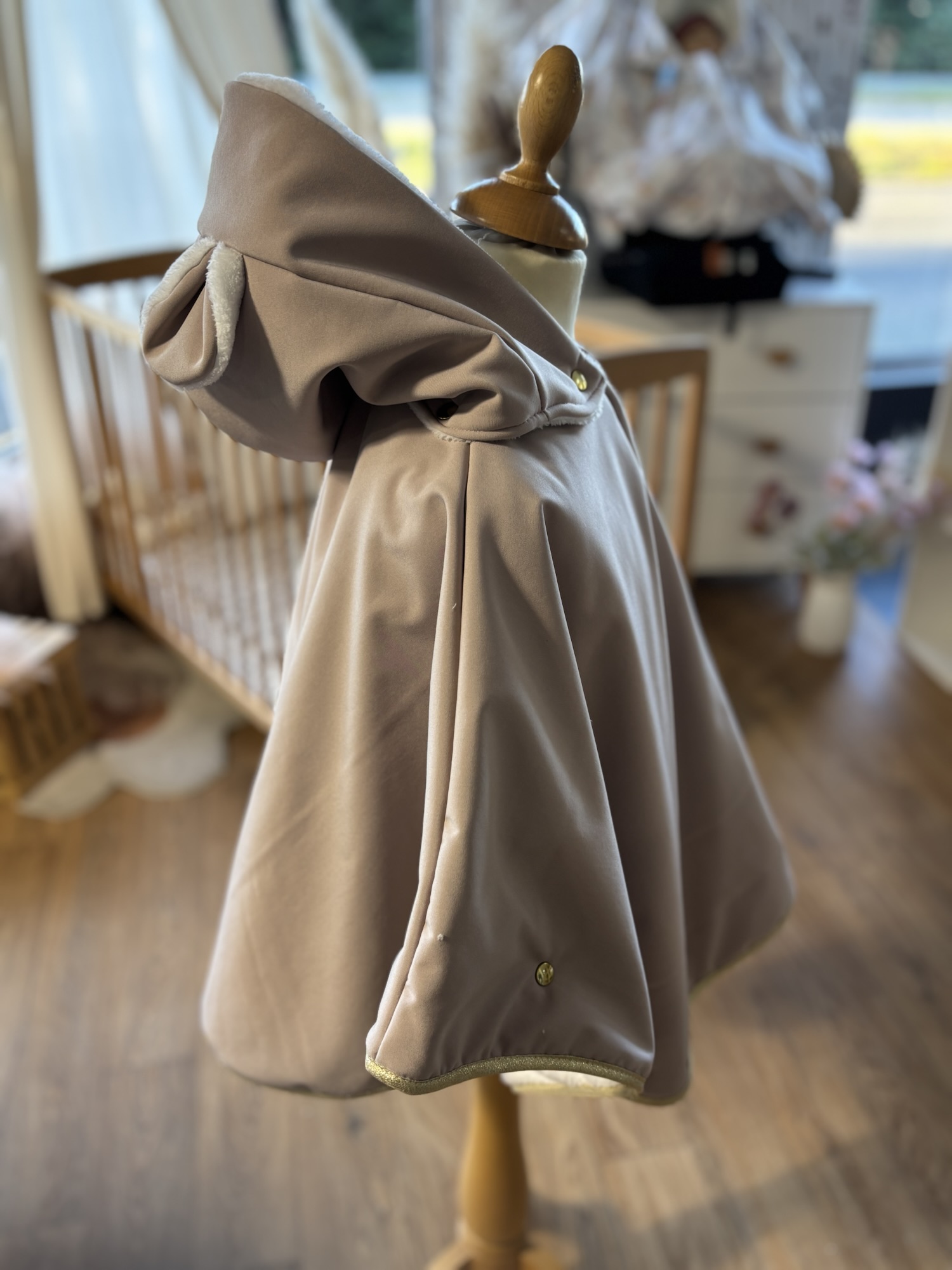 Poncho IMPERMEABLE Ultra évolutif 0-8 ans 4-en-1 Vieux rose doudou oreilles ourson – Image 3